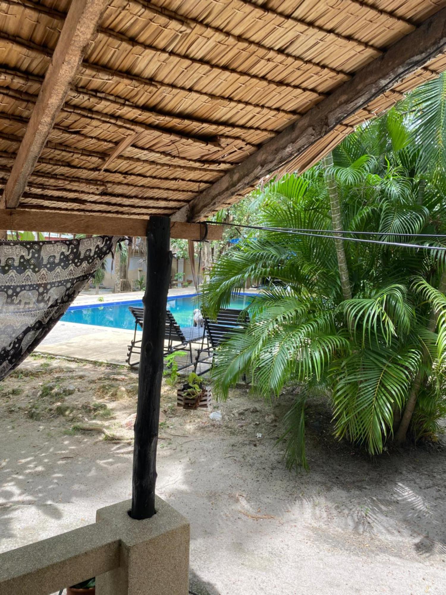 Hutofhappiness Apartment Thongsala Exterior photo